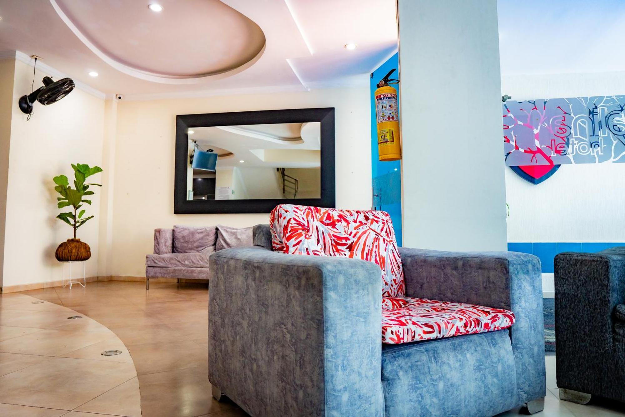 Kalina Hotel จีราร์ดอท ภายนอก รูปภาพ